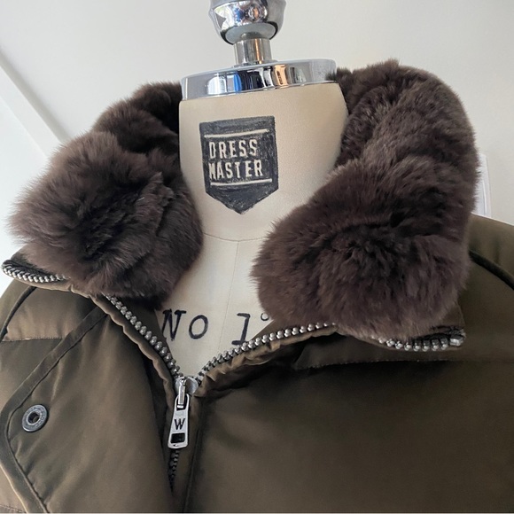 Max Mara Weekend Down Filled Quilted Crop Jacket - 10 - Picture 4 of 16